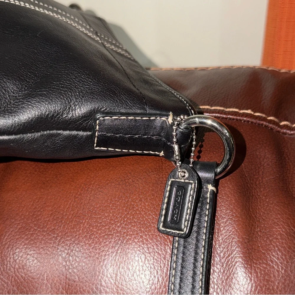‼️Vintage Coach Soho Black Leather Crossbody Bag - Picture 5 of 14